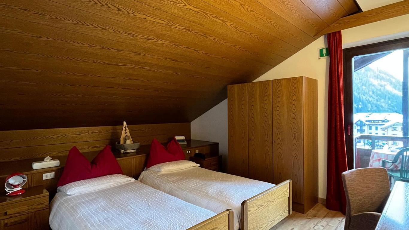 Hotel La Baita Madonna Eksteriør billede